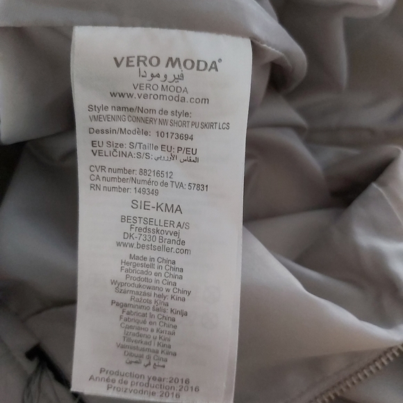 Vero MODA faux leather vegan gray skirt size small - Picture 7 of 8